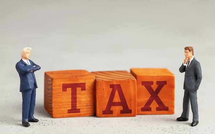 Corporation Tax vs Income Tax